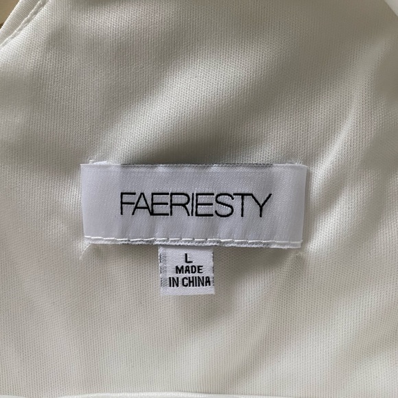 Faeriesty Plunging Neck Contrast Mermaid 3D Flower Dress - Picture 9 of 14